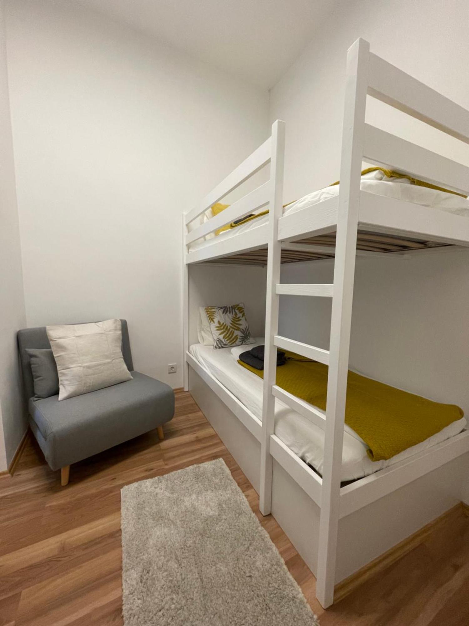 וינה Central Mini Apartment Rhg 1 מראה חיצוני תמונה