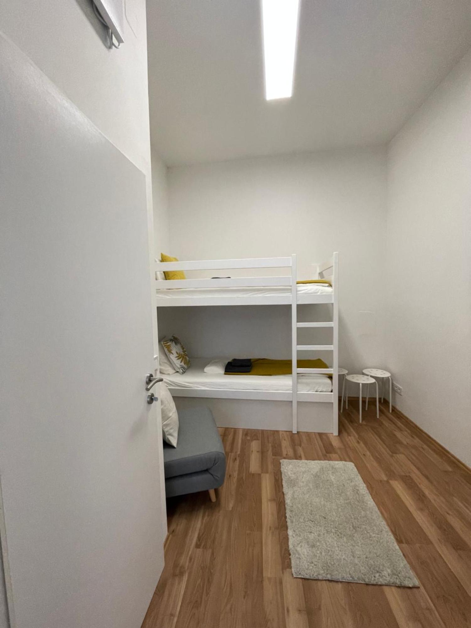 וינה Central Mini Apartment Rhg 1 מראה חיצוני תמונה